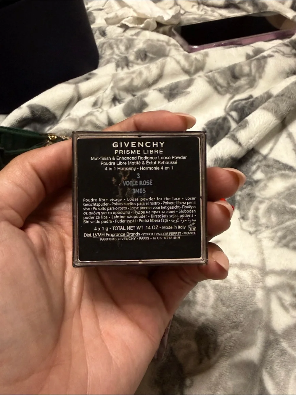 Givenchy Prisme Loose Setting Powder - Pink and Beige